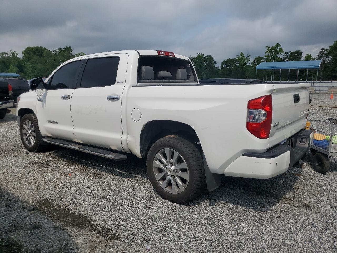 TOYOTA TUNDRA CREWMAX LIMITED