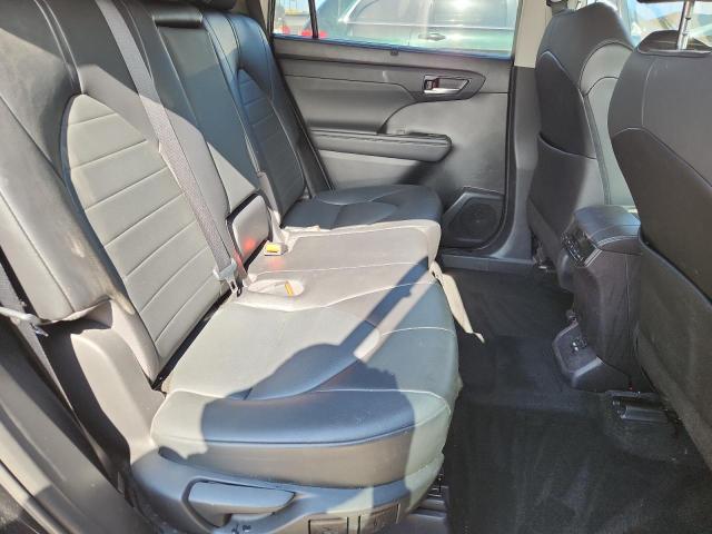 2021 TOYOTA HIGHLANDER 5TDGZRBH4MS155441