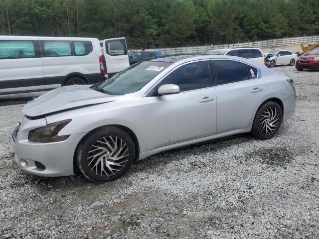 NISSAN MAXIMA S