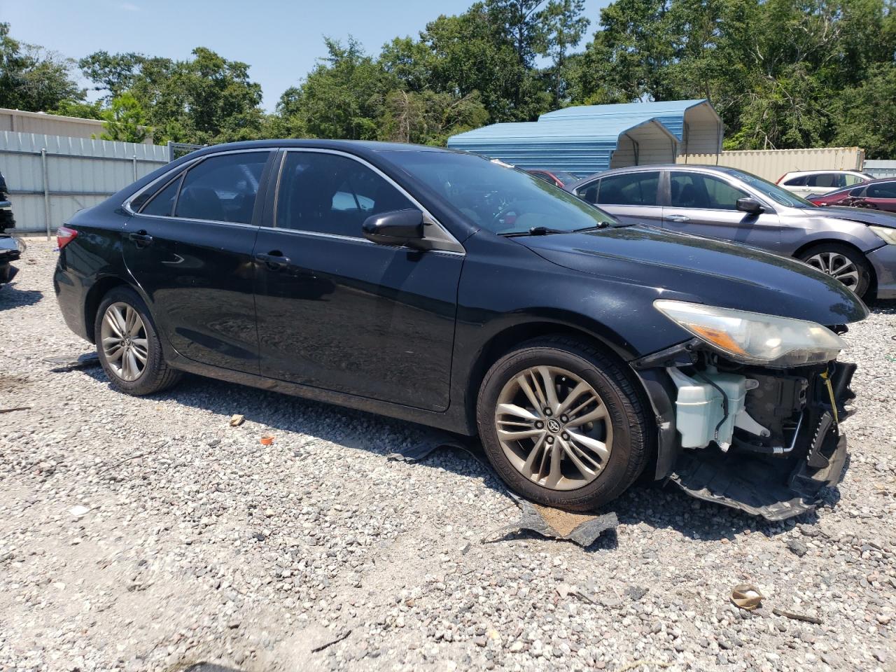 Toyota Camry le 2015