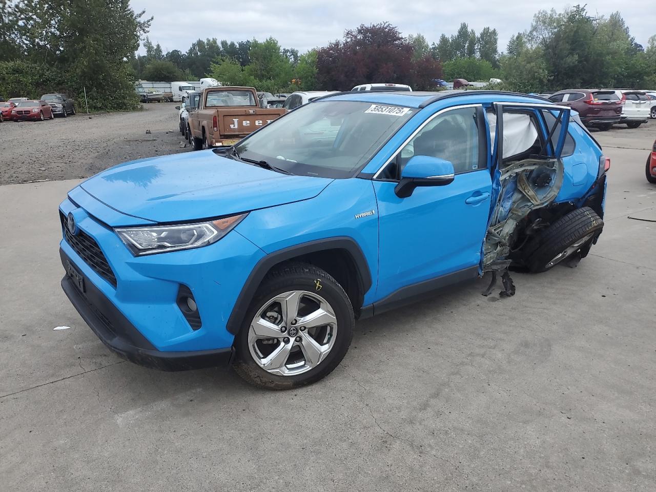 TOYOTA RAV4 XLE PREMIUM