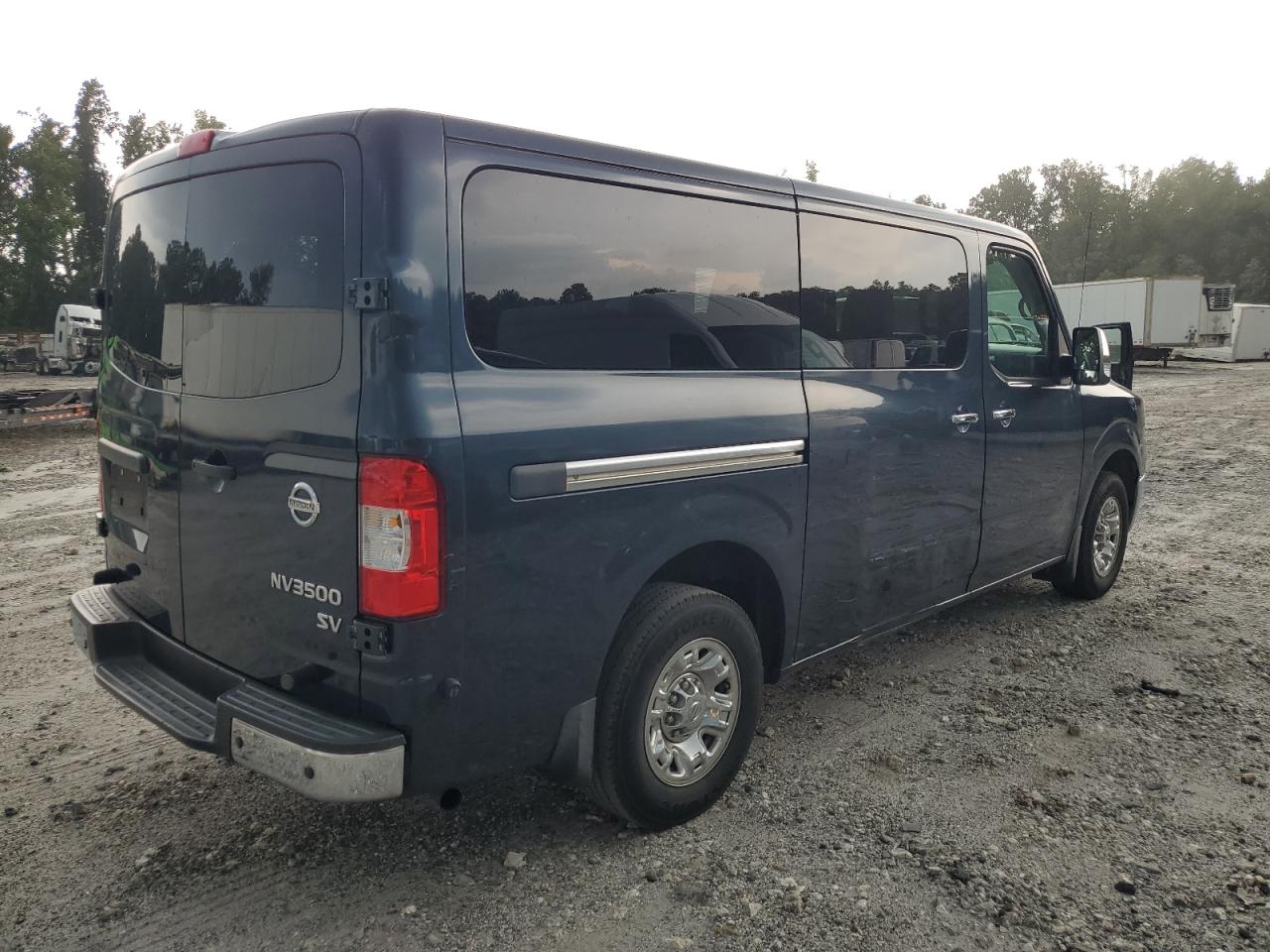 NISSAN NV3500 3500 S