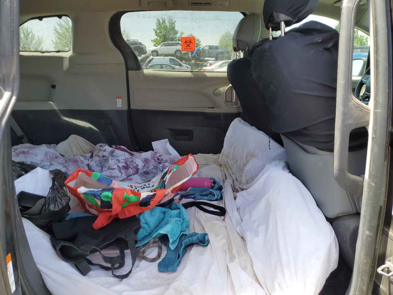 TOYOTA SIENNA LIMITED