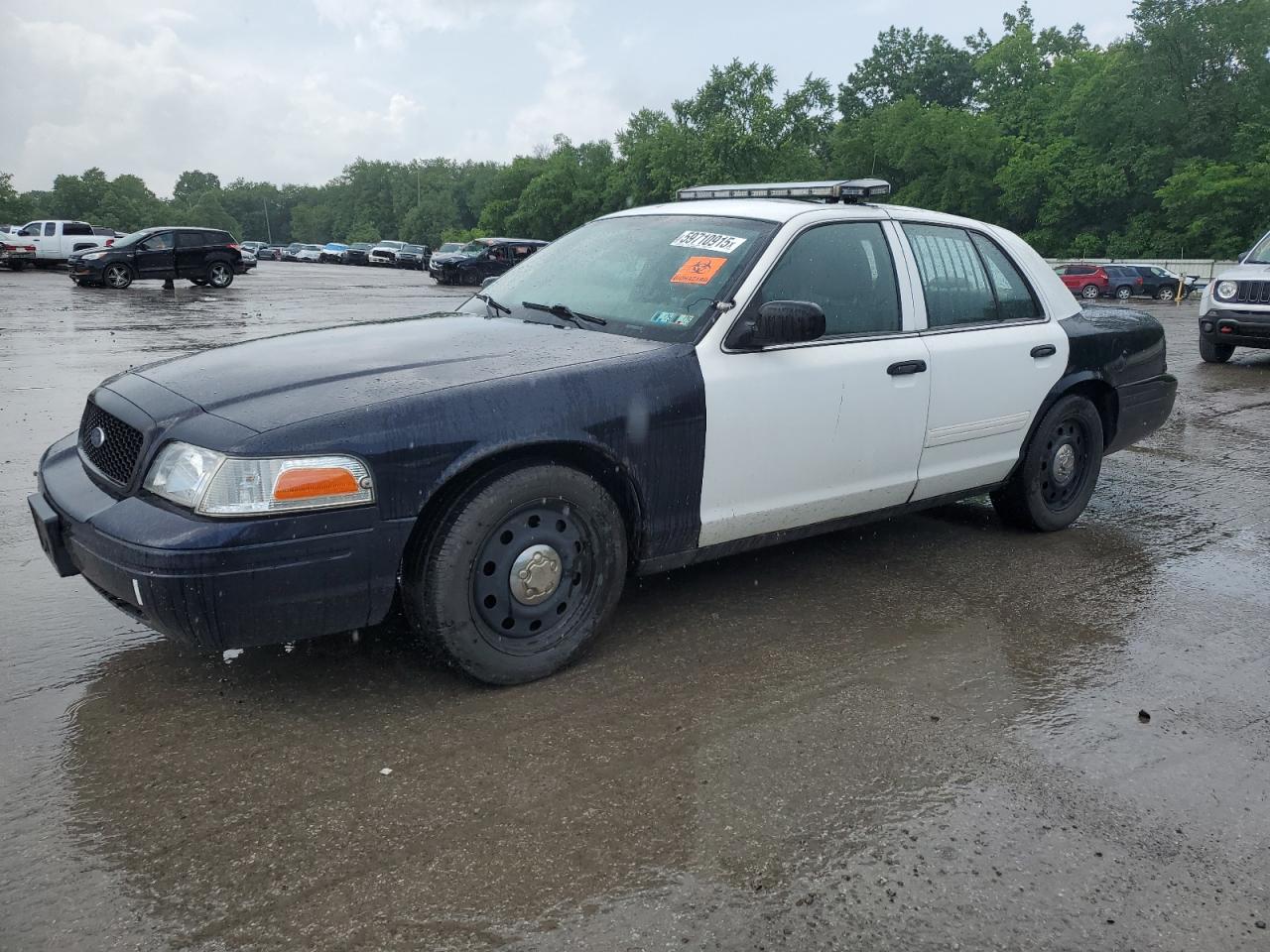 FORD CROWN VICTORIA POLICE INTERCEPTOR
