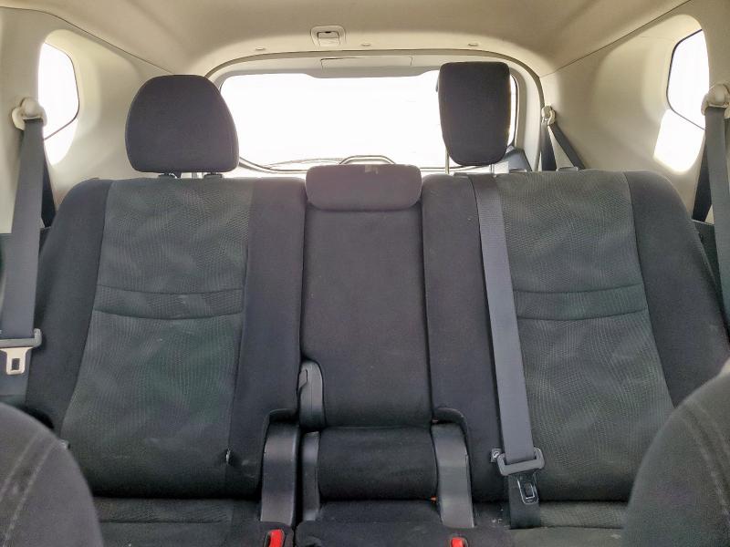 2015 NISSAN ROGUE S 5N1AT2ML2FC915673