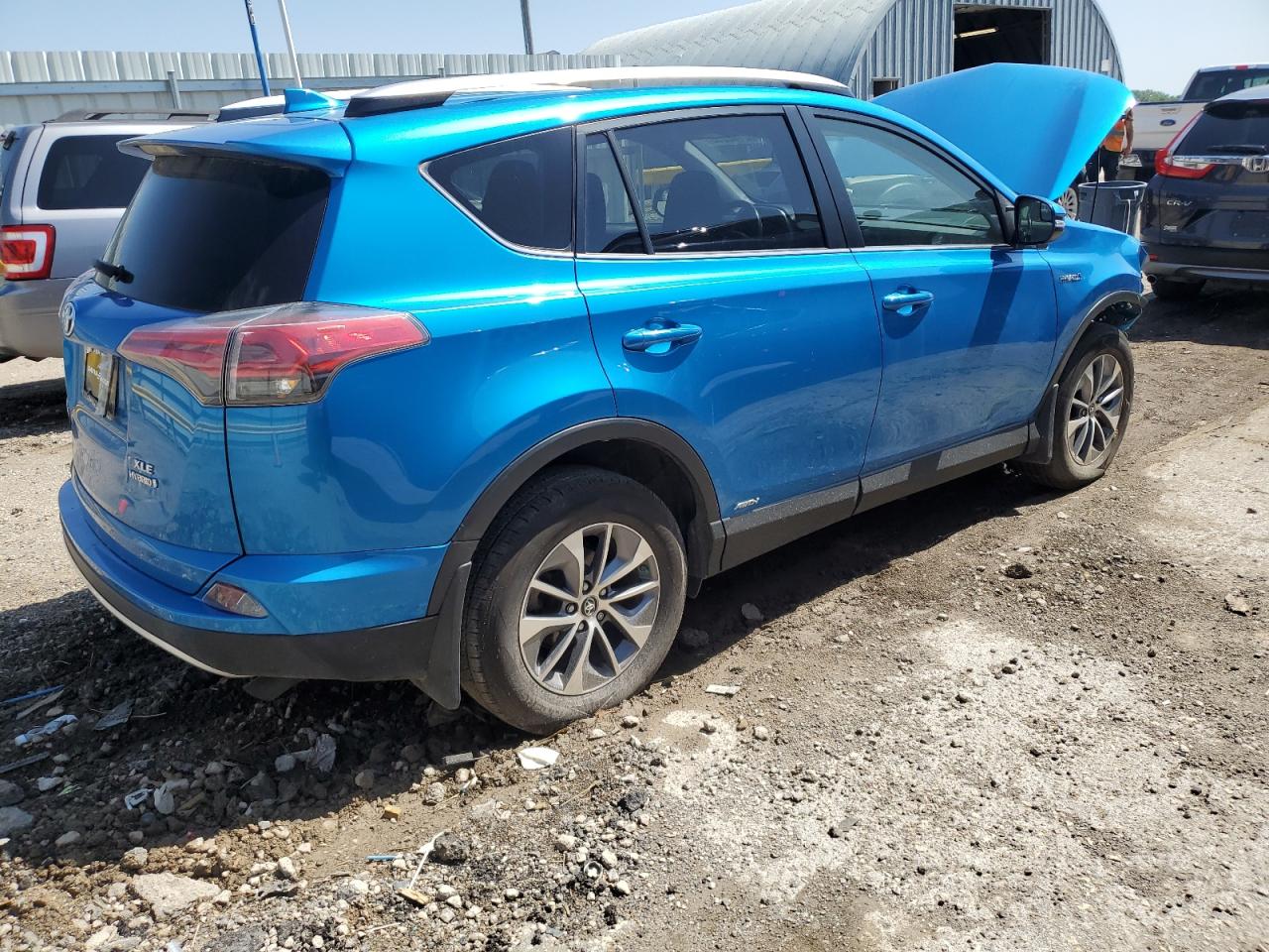 TOYOTA RAV4 XLE