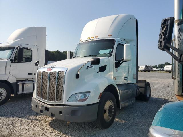 PETERBILT 579 2019 white  diesel 1XPBA48X5KD268003 photo #3