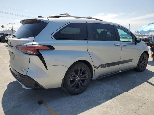 2021 TOYOTA SIENNA XSE 5TDXRKEC1MS039105