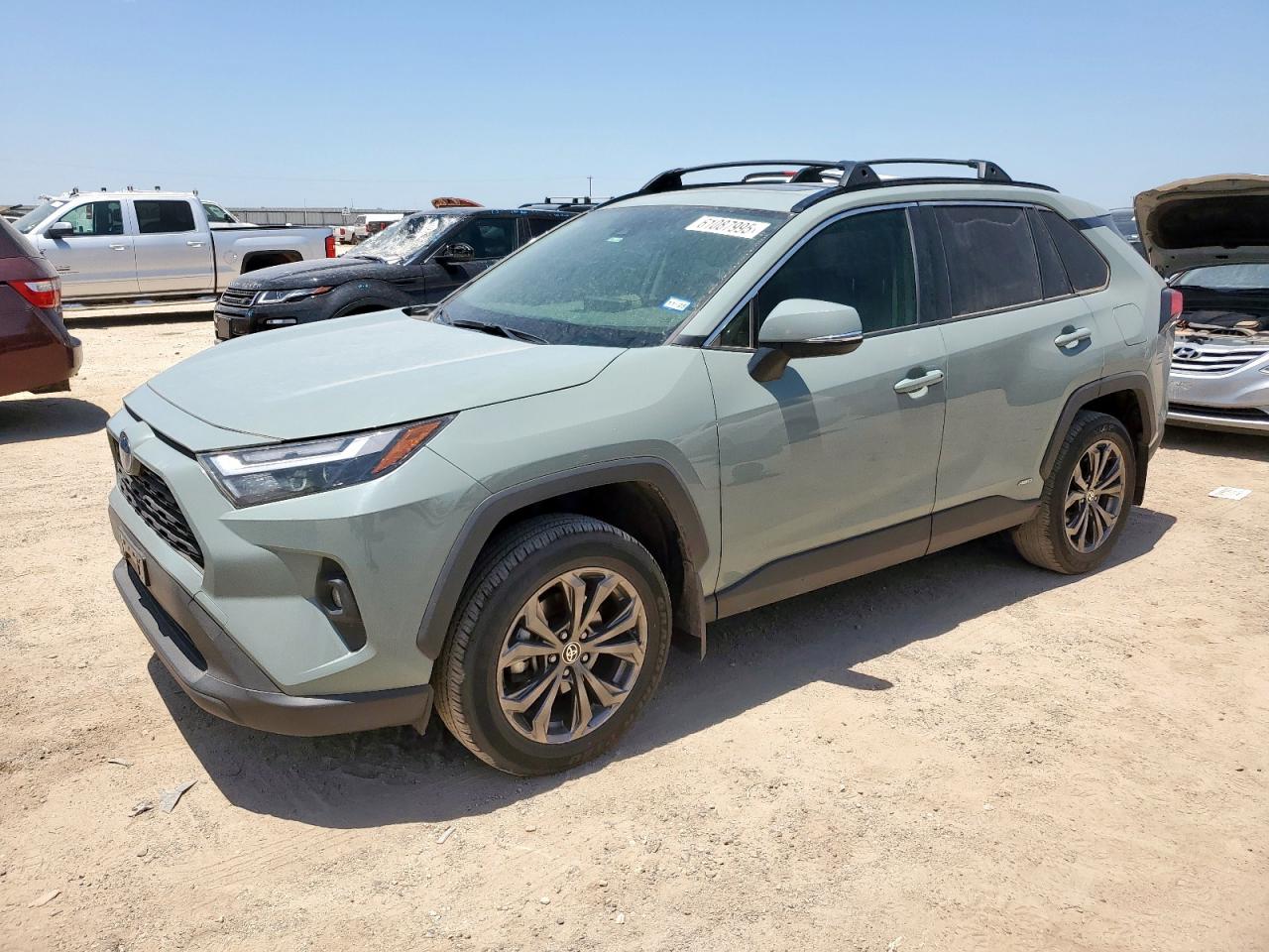 TOYOTA RAV4 XLE PREMIUM