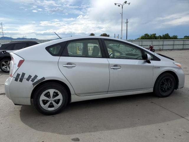 Vin: jtdkn3du8d5550998, lot: 60643535, toyota prius 20133
