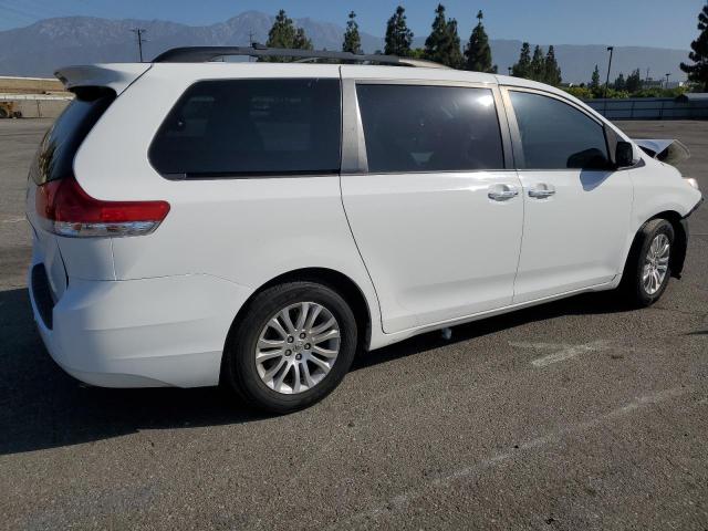Vin: 5tdyk3dc5ds322039, lot: 61657715, toyota all models xle 20133