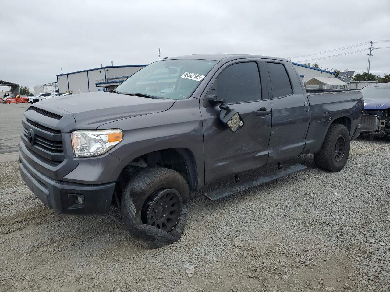TOYOTA TUNDRA DOUBLE CAB SR