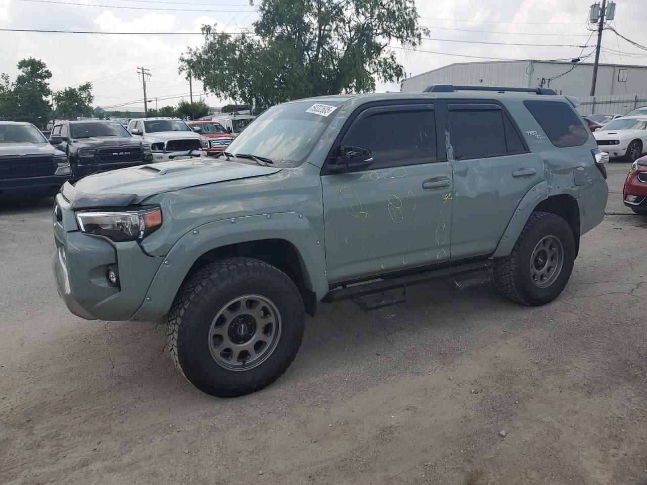 TOYOTA 4RUNNER SE
