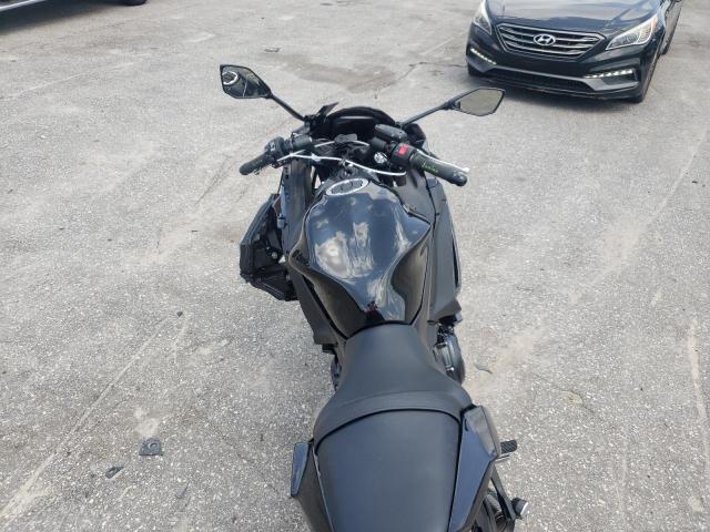 2025 KAWASAKI EX650 R ML5EXER19SDAE5694