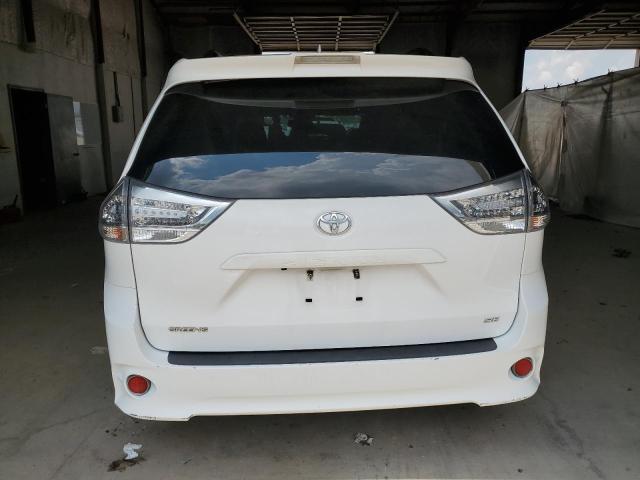 2018 TOYOTA SIENNA SE 5TDXZ3DCXJS959771