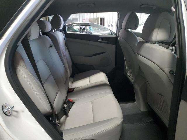 2018 HYUNDAI TUCSON SE - KM8J2CA47JU684228