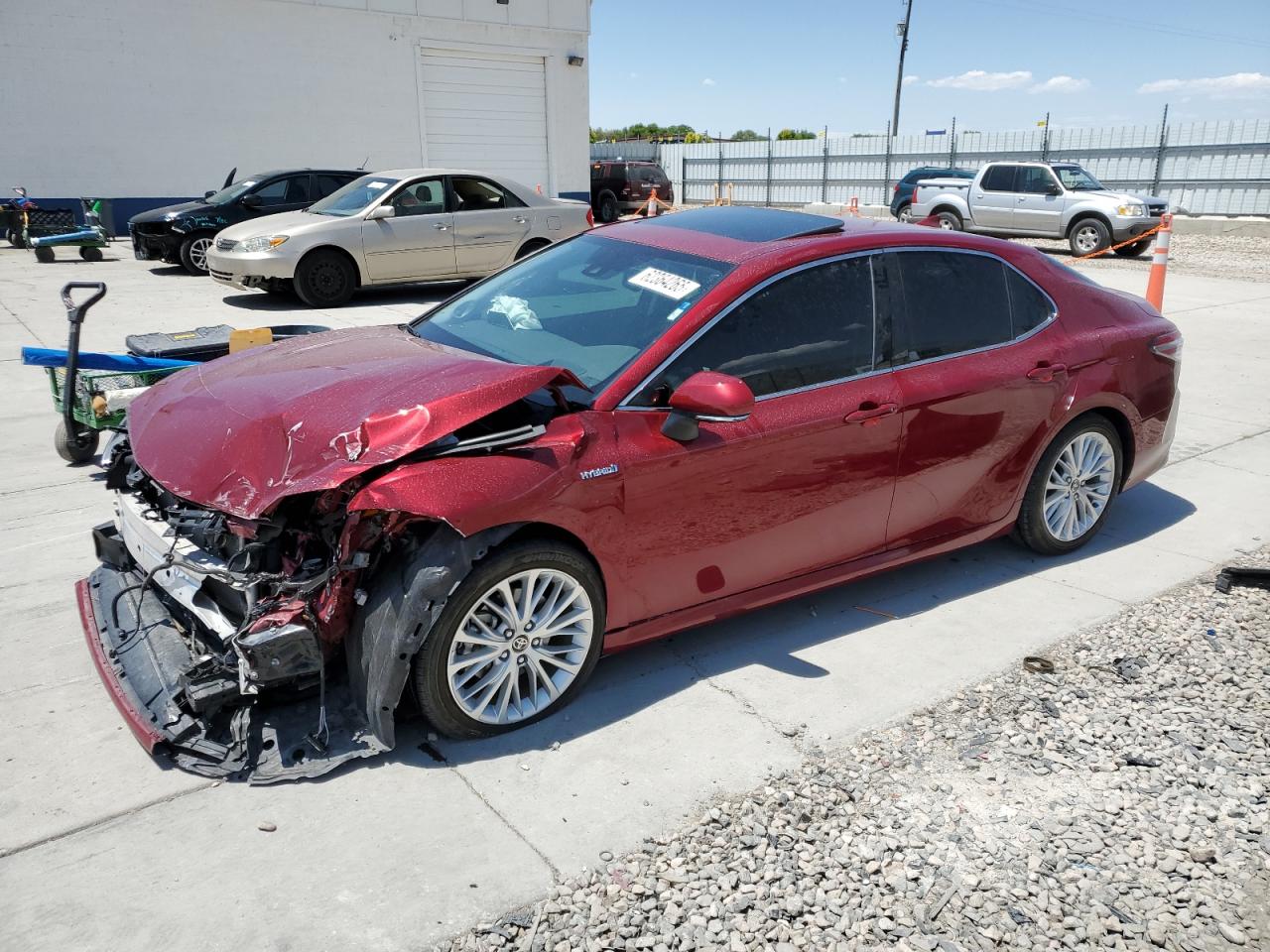 TOYOTA CAMRY XLE