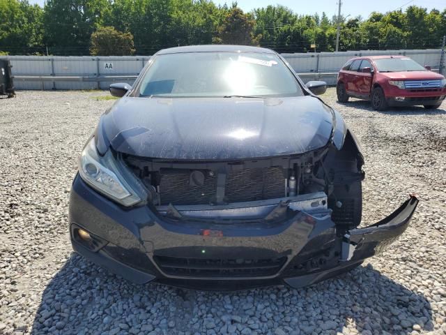 2017 NISSAN 210 1N4AL3AP8HC282624