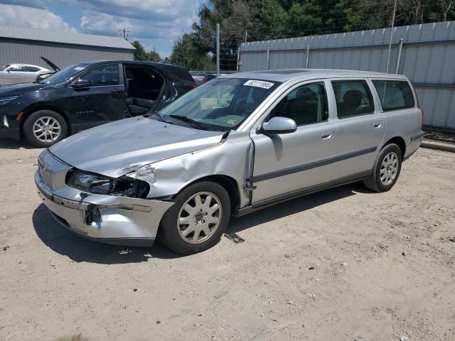 VOLVO V70 2002 silver  gas YV1SW61R722226447 photo #1