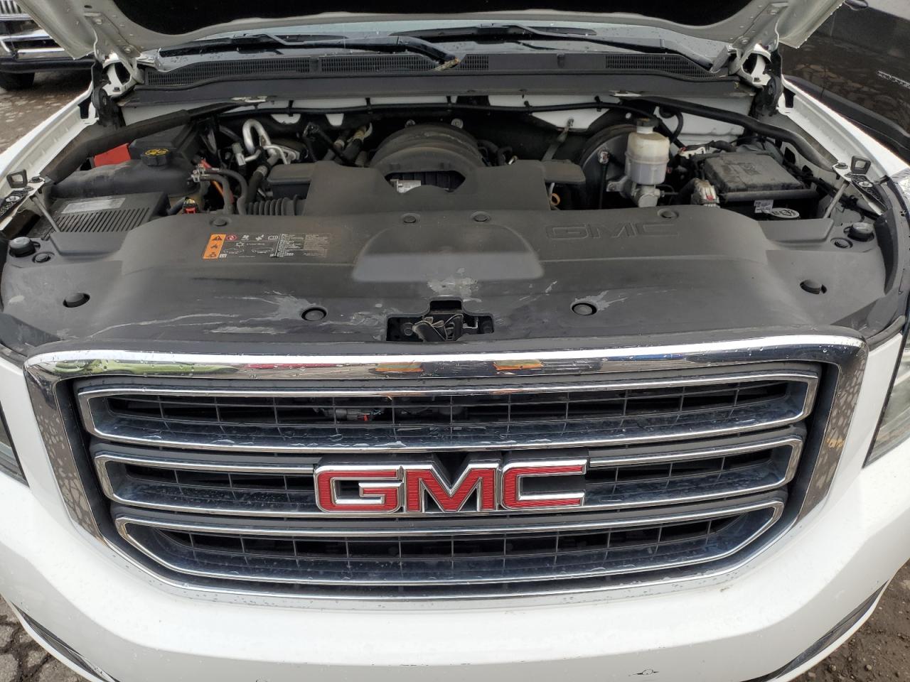 GMC YUKON SLE