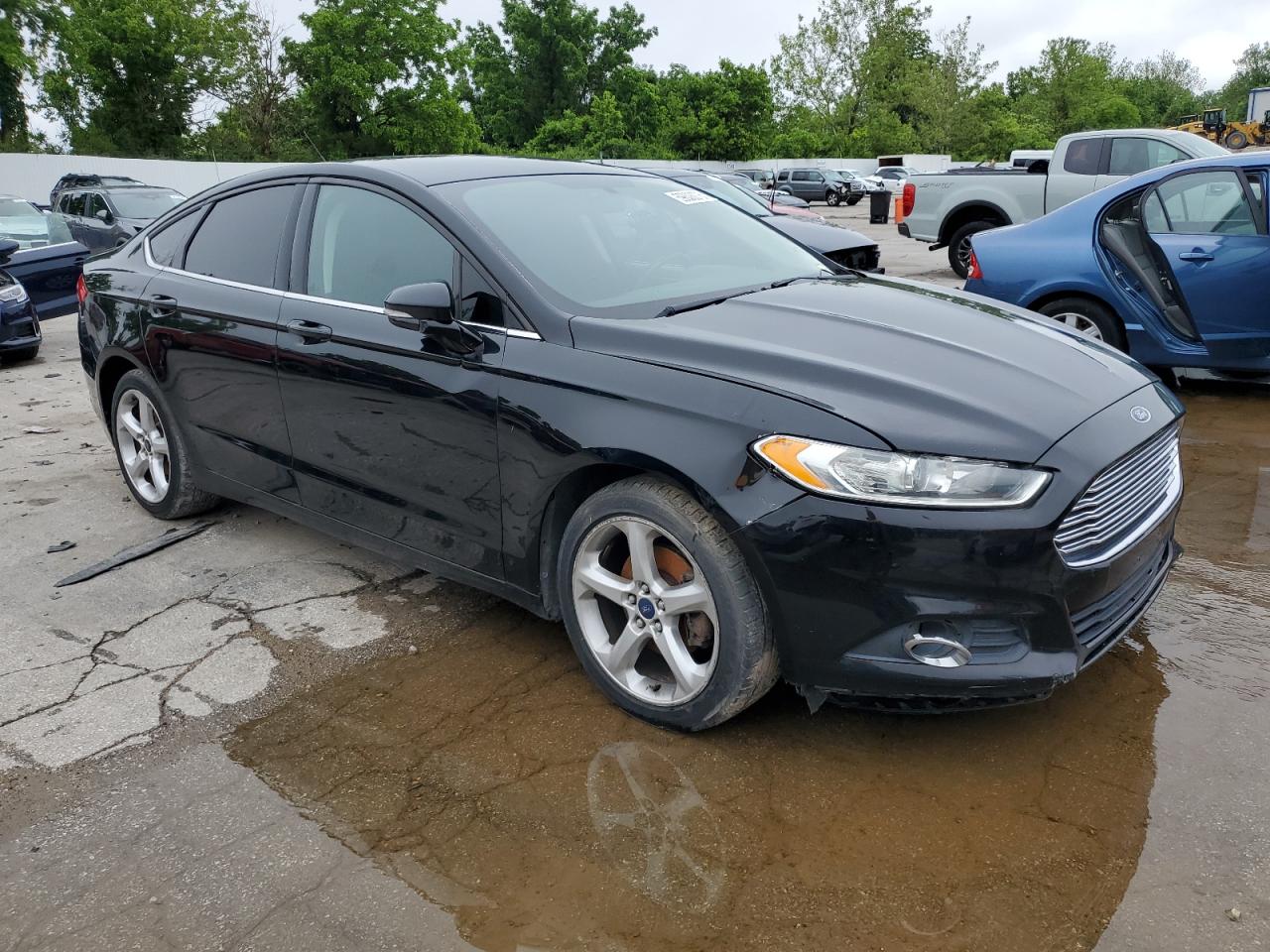 FORD FUSION SE