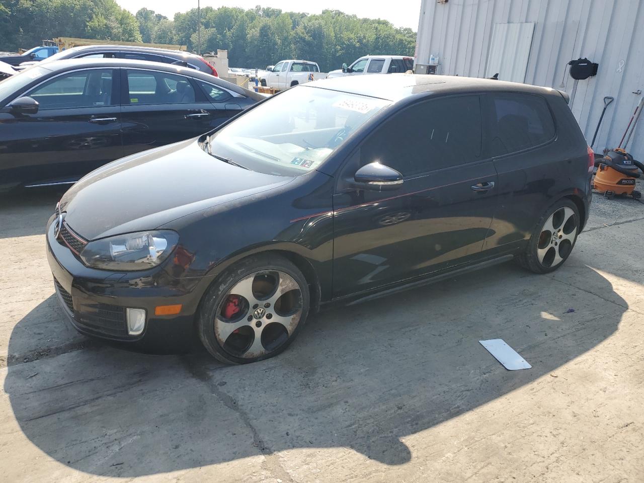 VOLKSWAGEN GOLF GTI