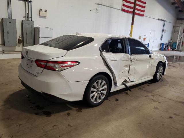 2019 TOYOTA CAMRY LE A 4T1B11HK2KU704970