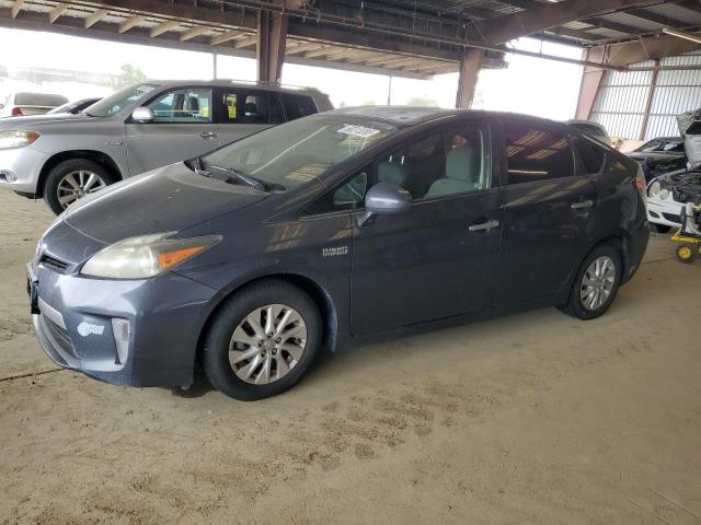 TOYOTA PRIUS PLUG