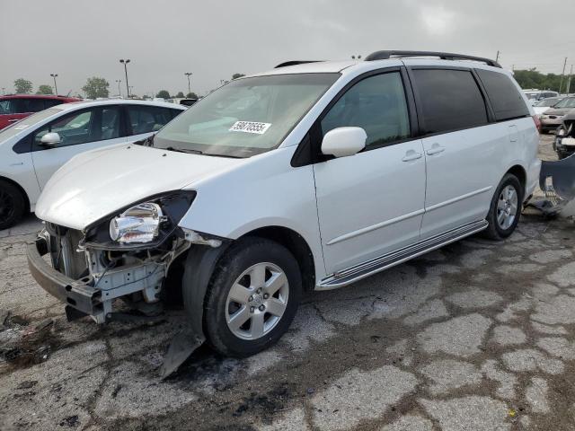 TOYOTA SIENNA XLE