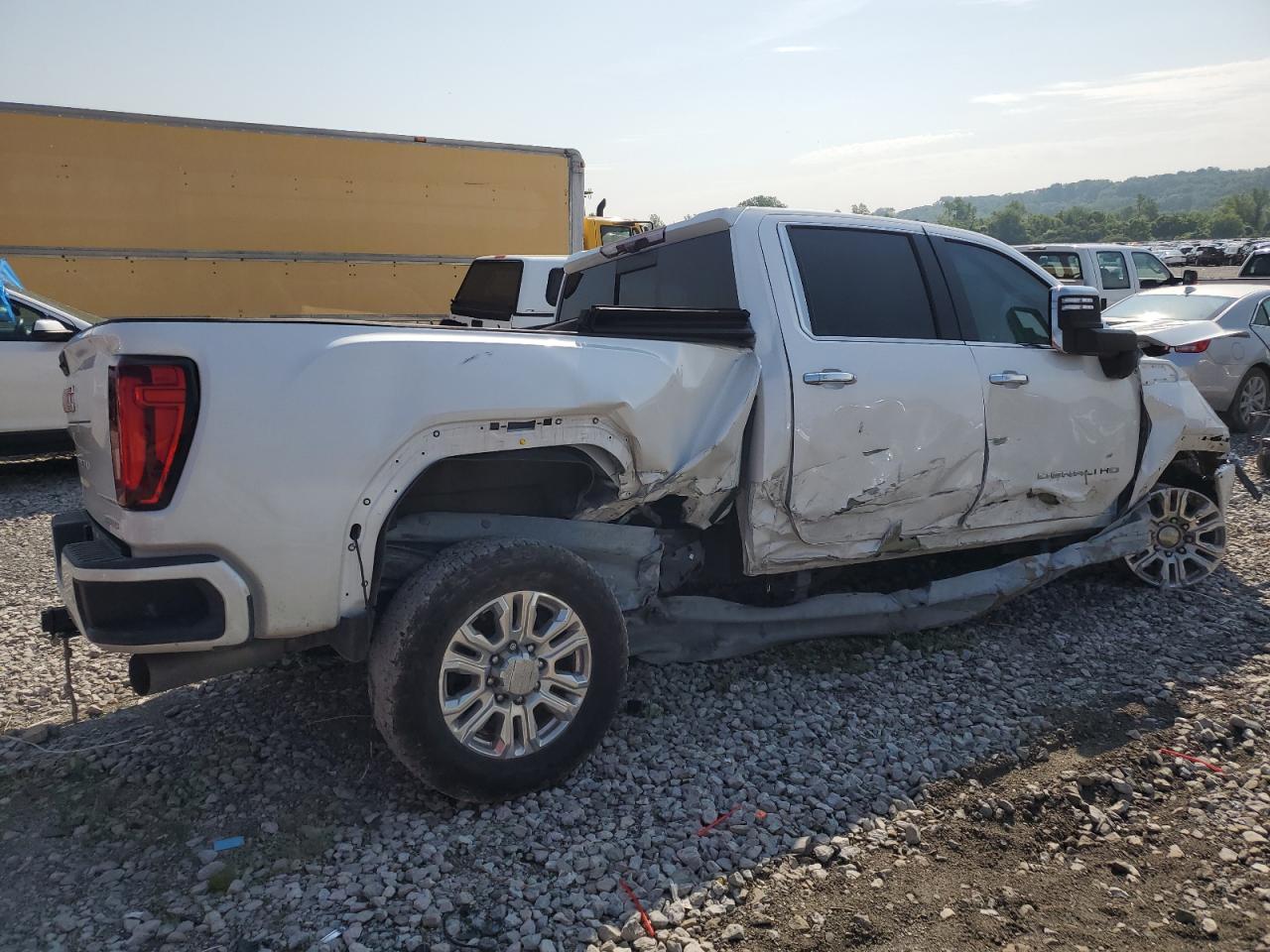 GMC SIERRA K3500 DENALI