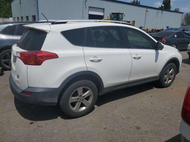 2015 TOYOTA RAV4 XLE - JTMRFREV4FJ047937