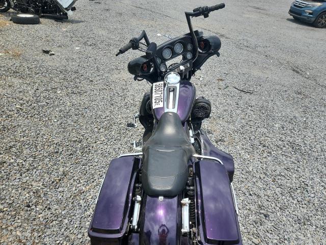 2011 HARLEY-DAVIDSON FLHTK 1HD1KEM17BB671136