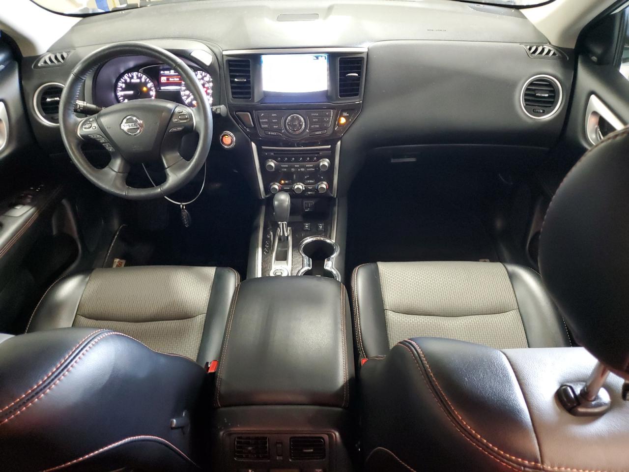 Nissan Pathfinder 2019