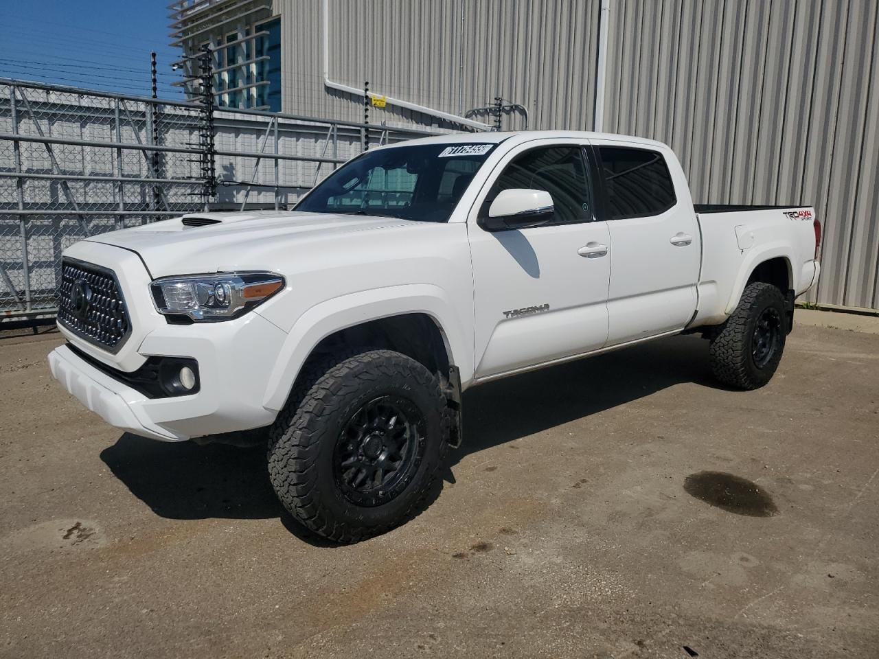TOYOTA TACOMA DOUBLE CAB