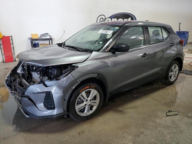 NISSAN KICKS S