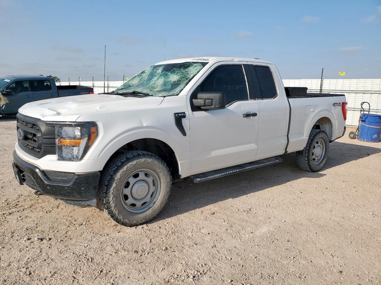 FORD F-150 SUPER CAB
