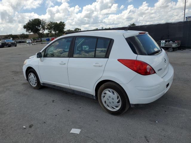 NISSAN VERSA S 2007 white hatchbac gas 3N1BC13E17L377109 photo #3
