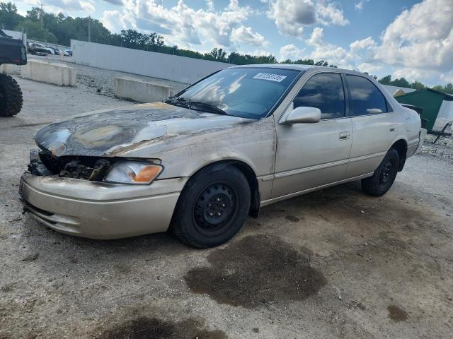 TOYOTA CAMRY CE