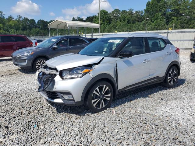 NISSAN KICKS SR