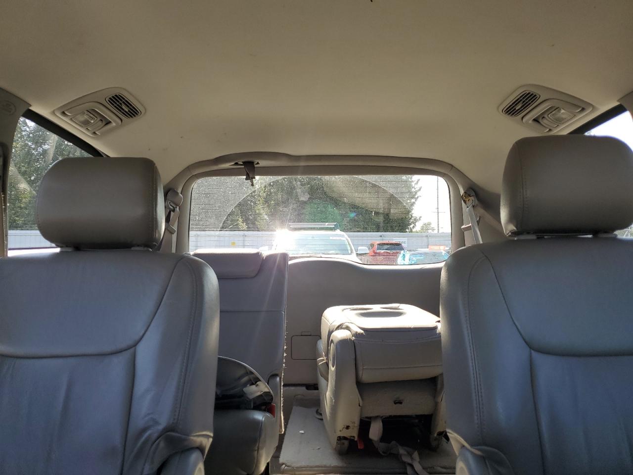 Lot #3290545769 2004 TOYOTA SIENNA CE