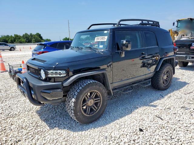 TOYOTA FJ CRUISER