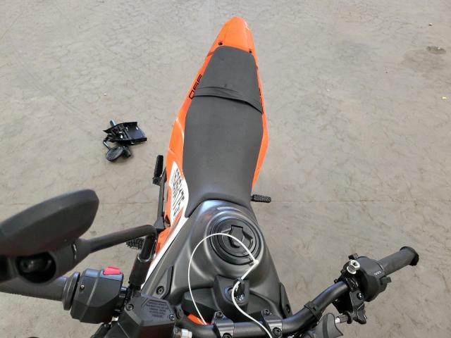 2025 KTM 390 MD2J2J405SN200127