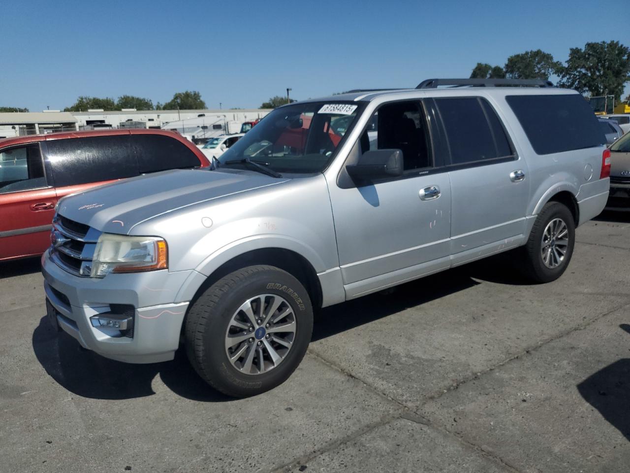 FORD EXPEDITION EL XLT