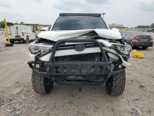 2020 TOYOTA 4RUNNER SR - JTEBU5JR4L5763312