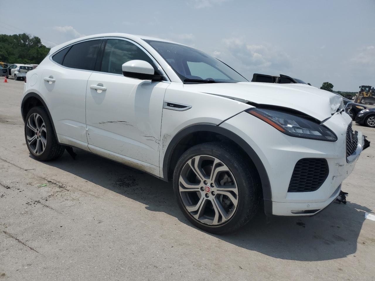 JAGUAR E-TYPE R-DYNAMIC SE