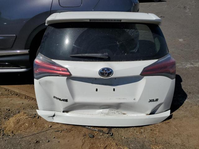 2016 TOYOTA RAV4 XLE JTMWFREV1GJ068541