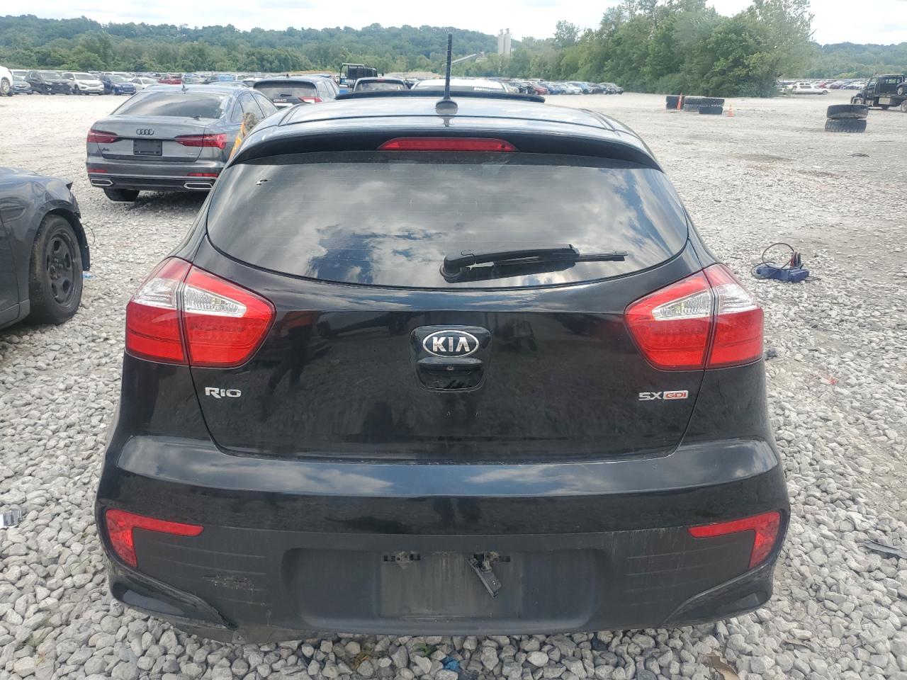 KIA RIO EX