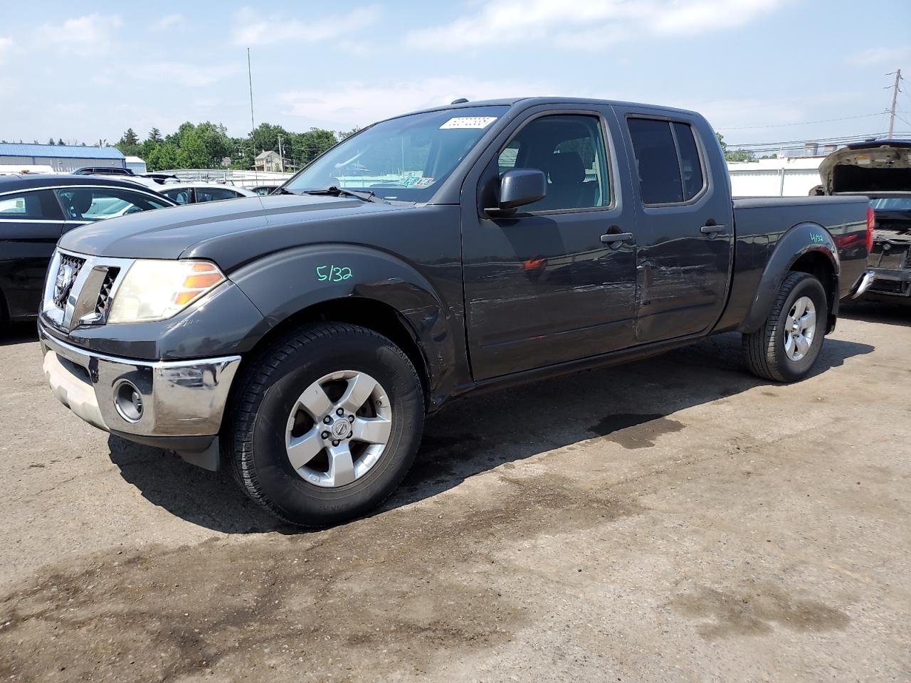 NISSAN FRONTIER SV