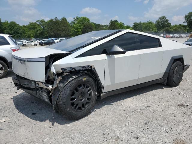 TESLA CYBERTRUCK