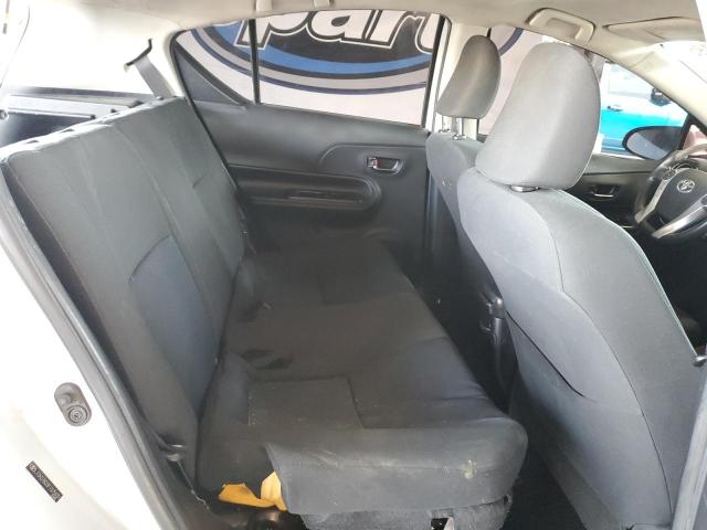 2015 TOYOTA PRIUS C - JTDKDTB33F1575931
